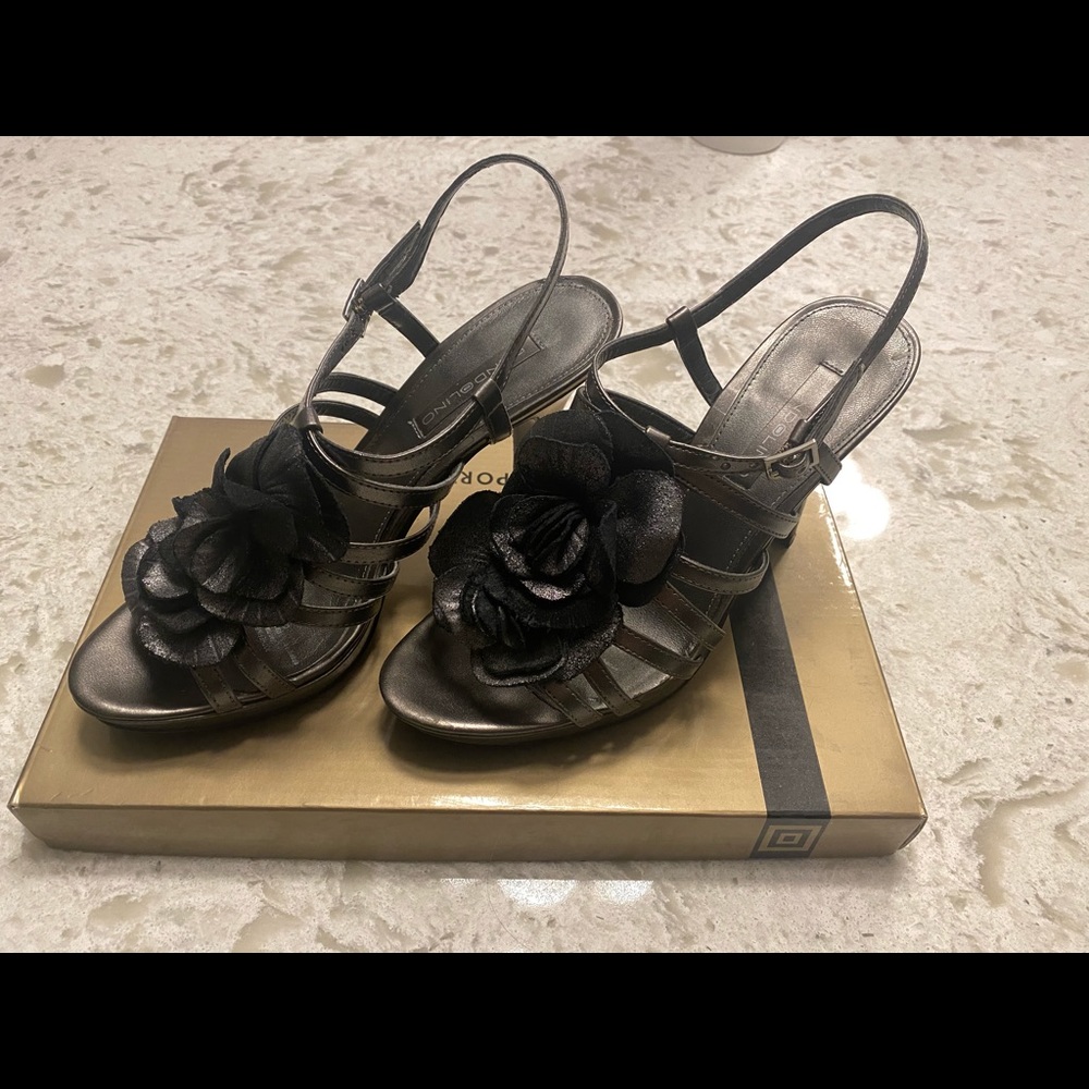 Bandolino heels with flower detail
